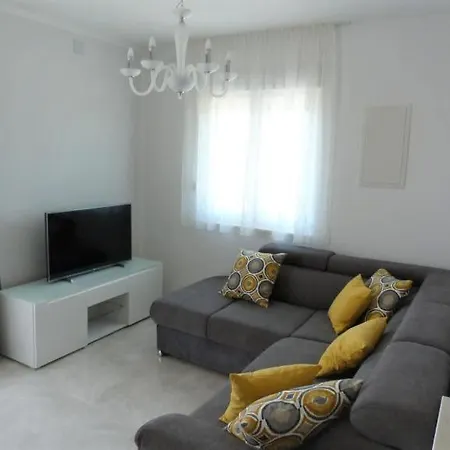 Apartamento Pajo Primošten
